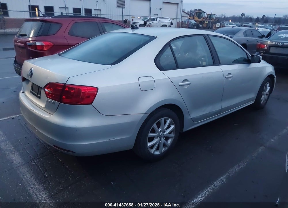 2011 VOLKSWAGEN JETTA 2.5L SE VIN: 3VWDX7AJ8BM007143