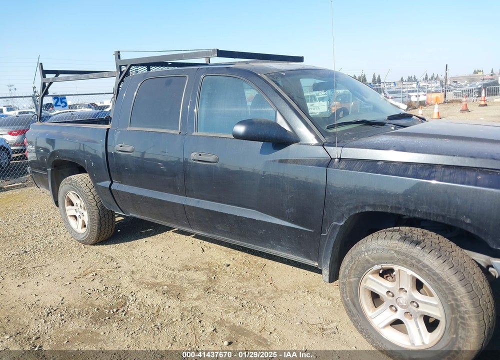 2010 DODGE DAKOTA VIN: 1D7CW3GK1AS155513