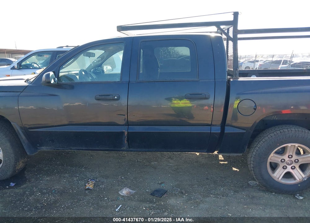 2010 DODGE DAKOTA VIN: 1D7CW3GK1AS155513