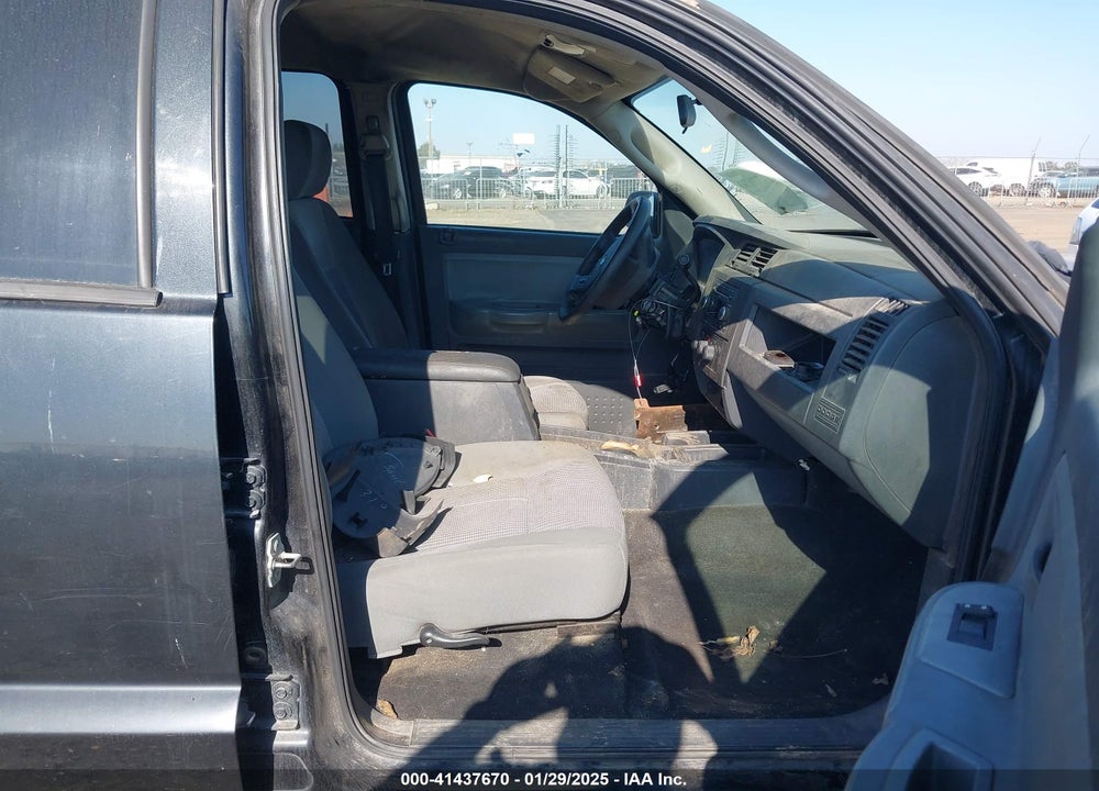 2010 DODGE DAKOTA VIN: 1D7CW3GK1AS155513