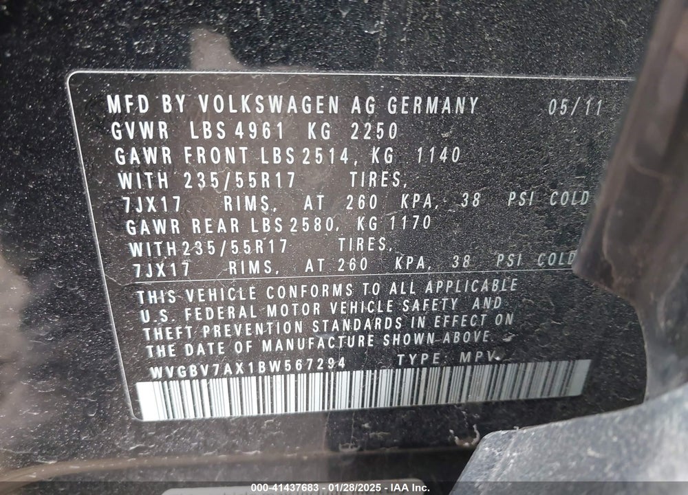 2011 VOLKSWAGEN TIGUAN SE VIN: WVGBV7AX1BW567294