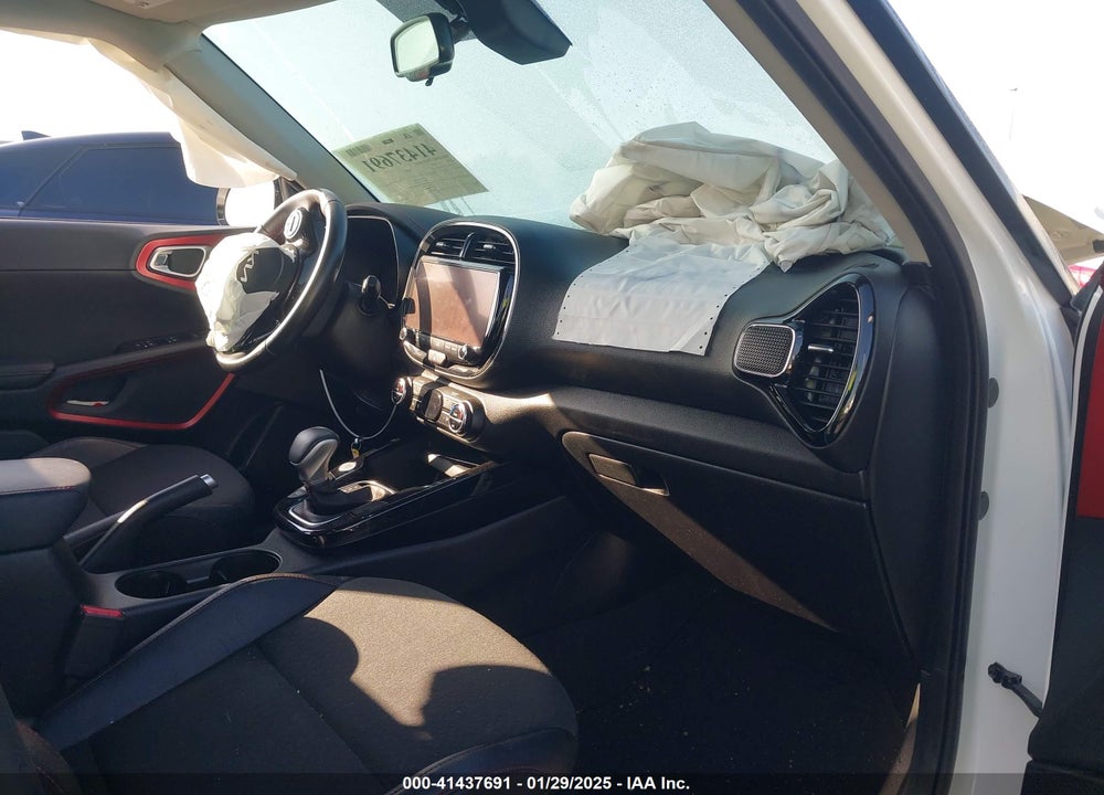 2023 KIA SOUL VIN: KNDJ53AU4P7852202
