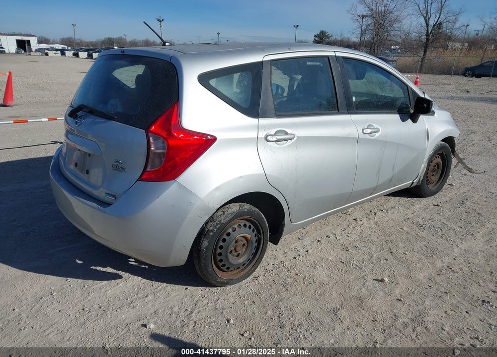 2015 NISSAN VERSA NOTE VIN: 3N1CE2CP7FL425006