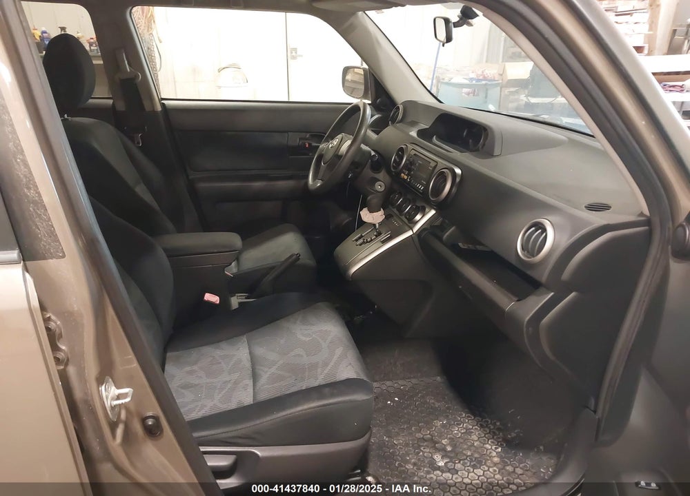 2012 SCION XB VIN: JTLZE4FE8CJ005033