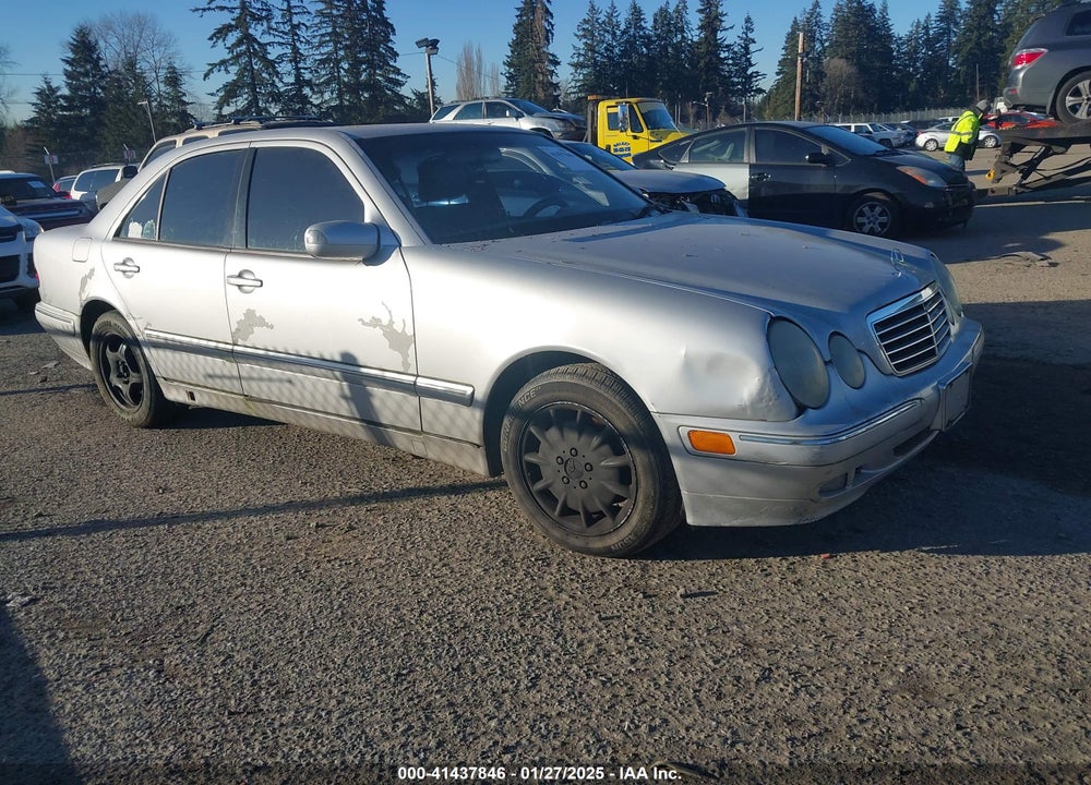 2001 MERCEDES-BENZ E 320 VIN: WDBJF65J81B210454