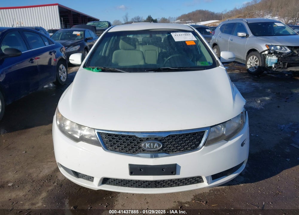 2013 KIA FORTE VIN: KNAFU5A26D5744588
