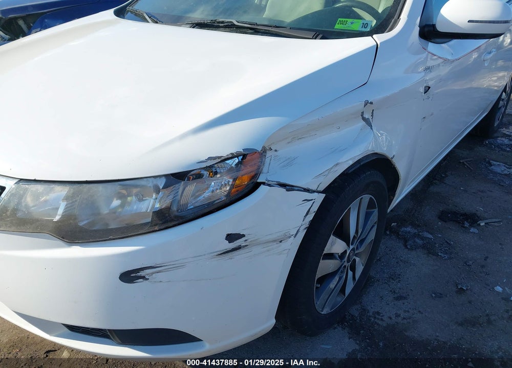 2013 KIA FORTE VIN: KNAFU5A26D5744588