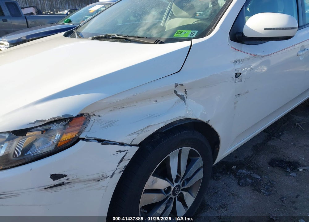 2013 KIA FORTE VIN: KNAFU5A26D5744588