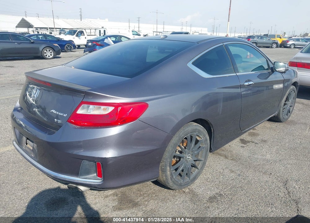 2015 HONDA ACCORD VIN: 1HGCT2A83FA005010