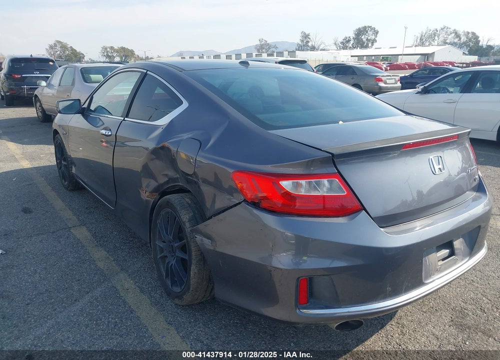 2015 HONDA ACCORD VIN: 1HGCT2A83FA005010