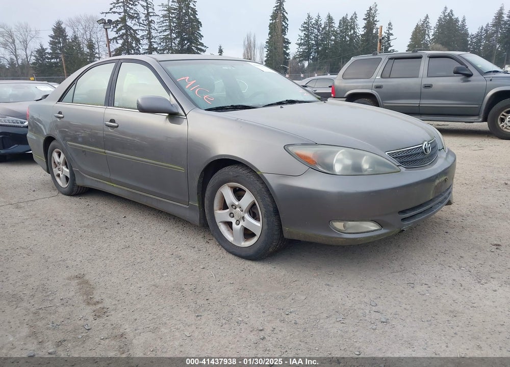 2004 TOYOTA CAMRY SE V6 VIN: 4T1BA30KX4U033560