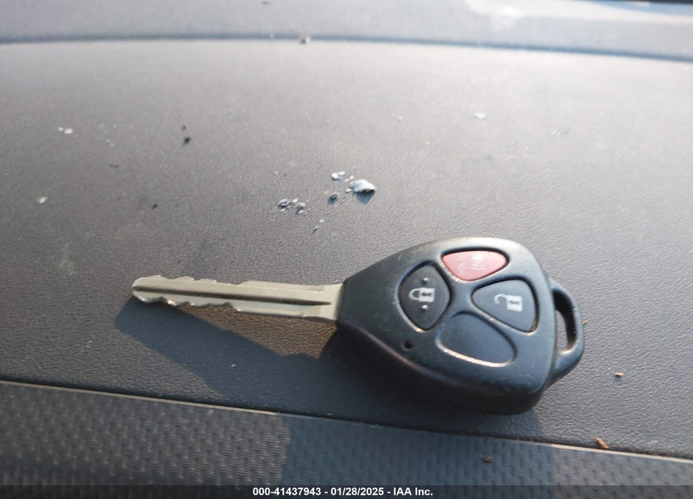 2009 SCION XB VIN: JTLKE50E691061013
