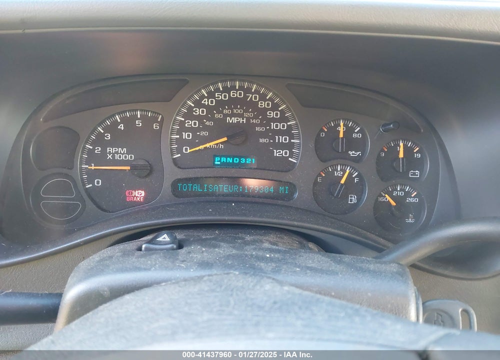 2004 CHEVROLET TAHOE LS VIN: 1GNEK13ZX4J243371