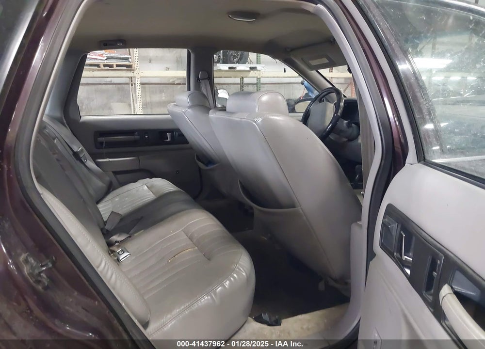 1996 CHEVROLET CAPRICE / IMPALA CLASSIC SS VIN: 1G1BL52PXTR177137