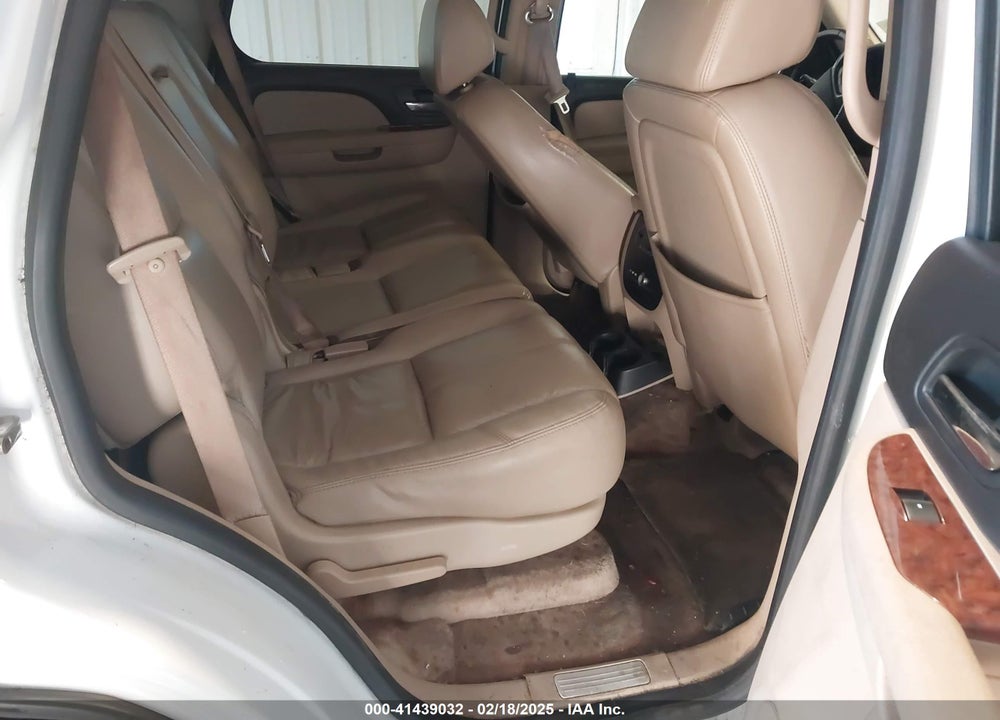 2007 CHEVROLET TAHOE VIN: 1GNFK13047J352127