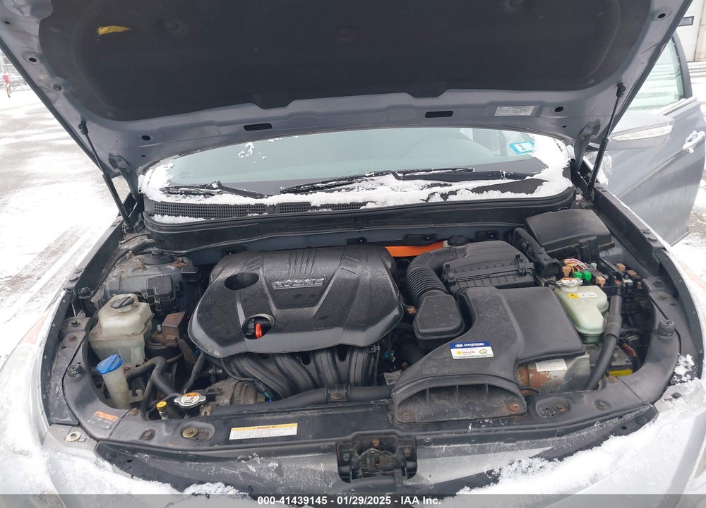 2015 HYUNDAI SONATA HYBRID VIN: KMHEC4A40FA131045