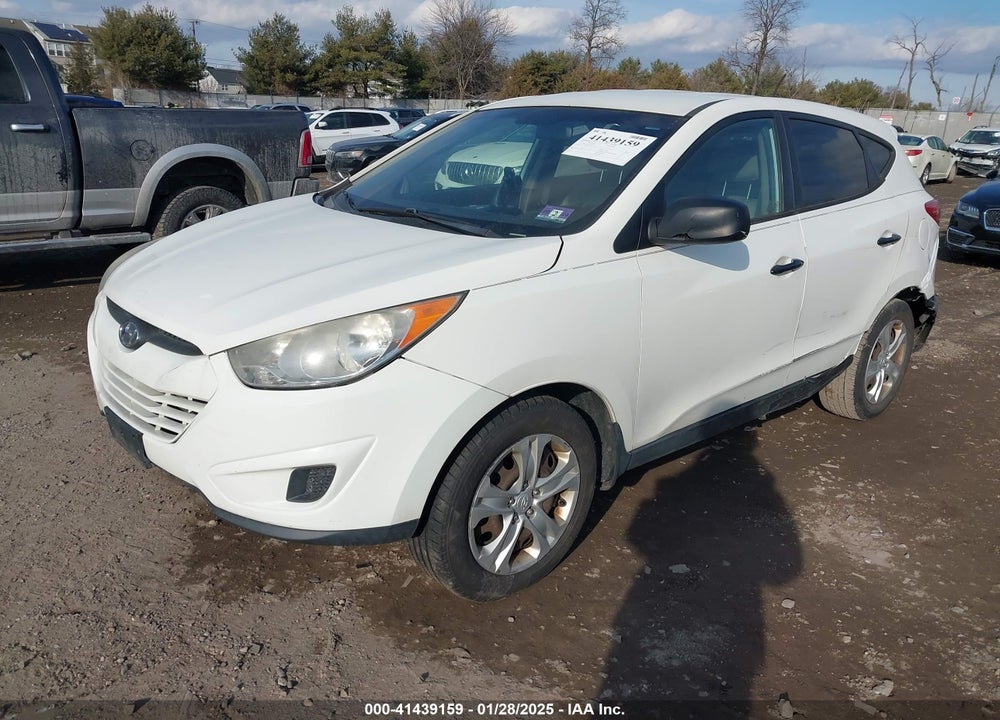 2012 HYUNDAI TUCSON GL VIN: KM8JT3AB3CU391862