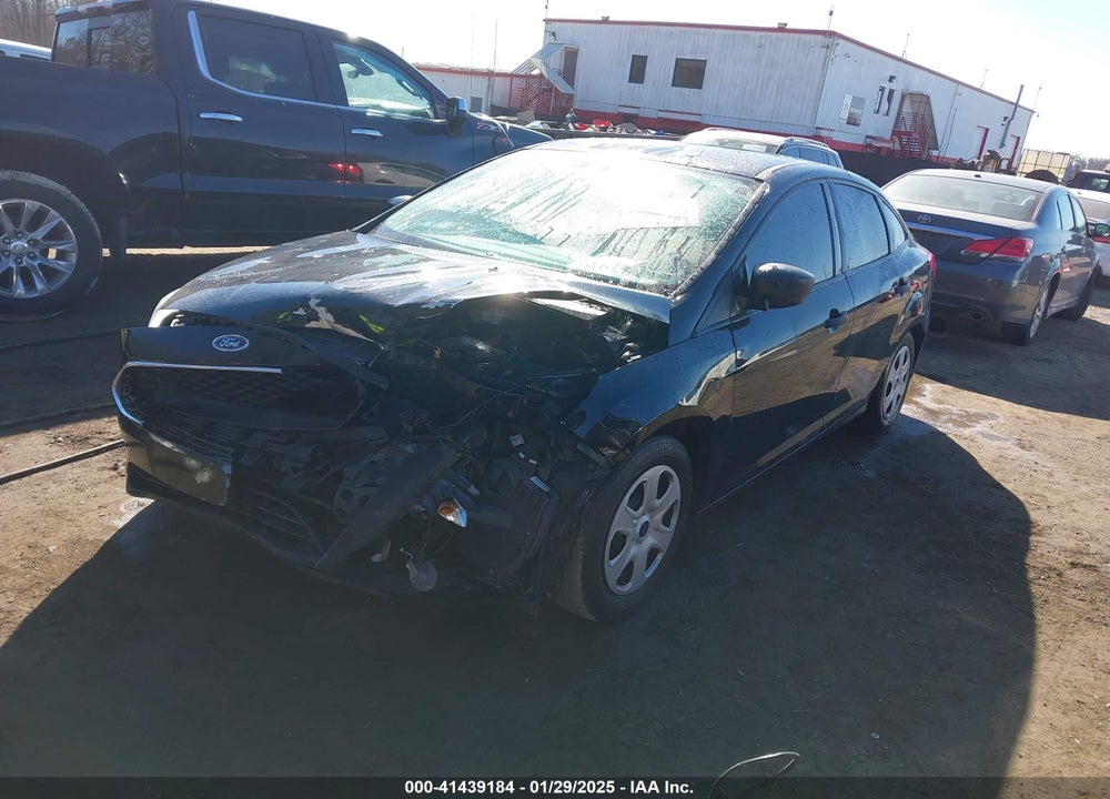 2017 FORD FOCUS VIN: 1FADP3E29HL201162