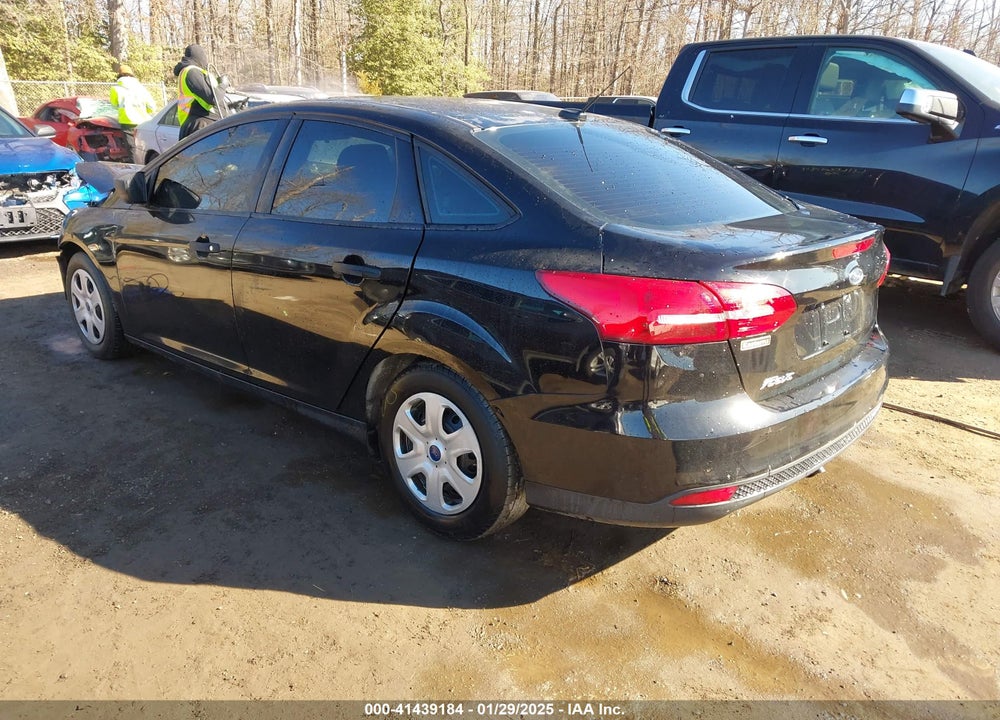 2017 FORD FOCUS VIN: 1FADP3E29HL201162