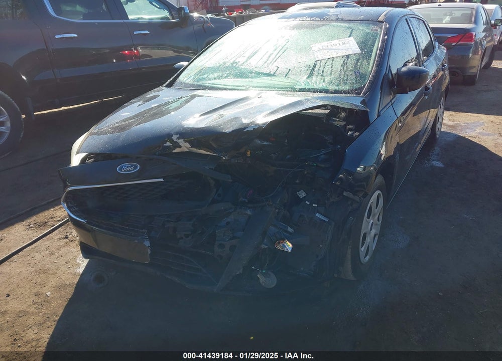 2017 FORD FOCUS VIN: 1FADP3E29HL201162