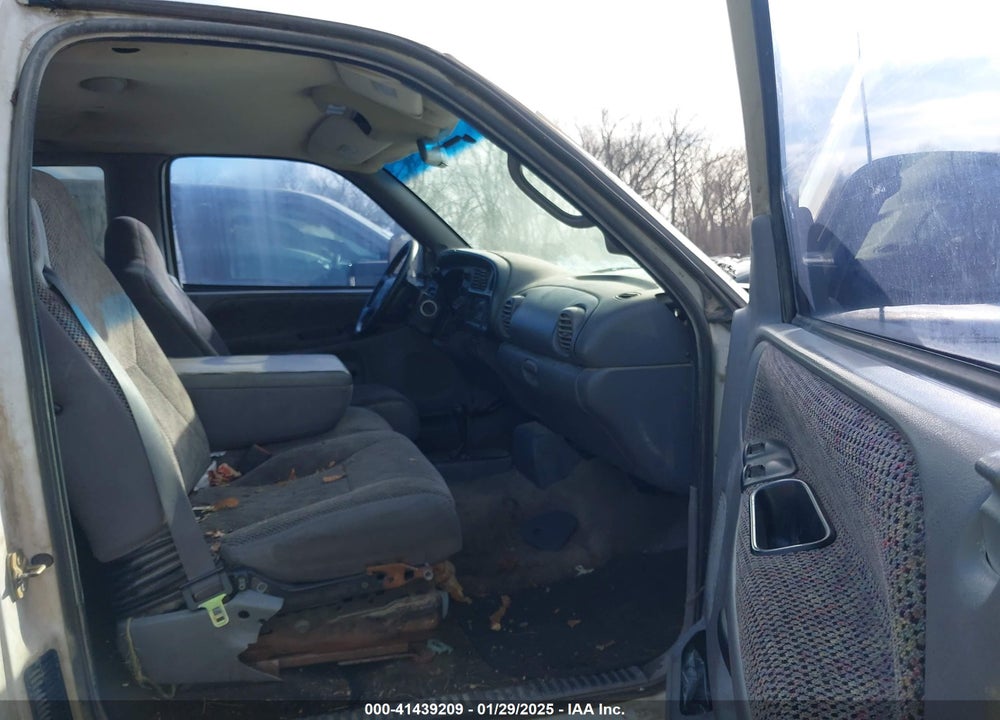 1998 DODGE RAM 1500 ST VIN: 3B7HF12Z1WM216626