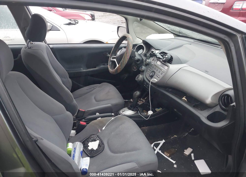 2012 HONDA FIT VIN: JHMGE8H36CC031333