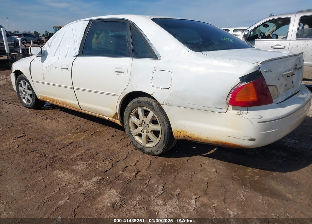 2002 TOYOTA AVALON XLS VIN: 4T1BF28B52U223683