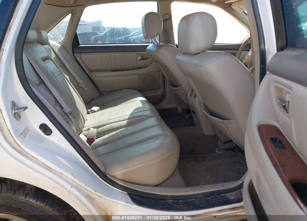 2002 TOYOTA AVALON XLS VIN: 4T1BF28B52U223683