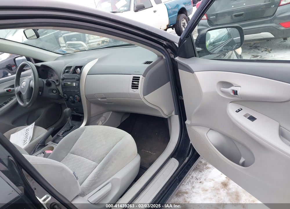 2009 TOYOTA COROLLA LE VIN: JTDBL40E499088837