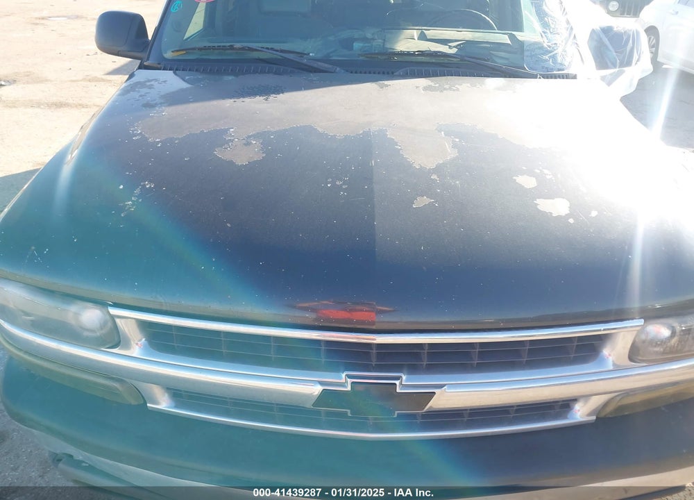 2004 CHEVROLET SUBURBAN 1500 LS VIN: 3GNEC16Z94G255974