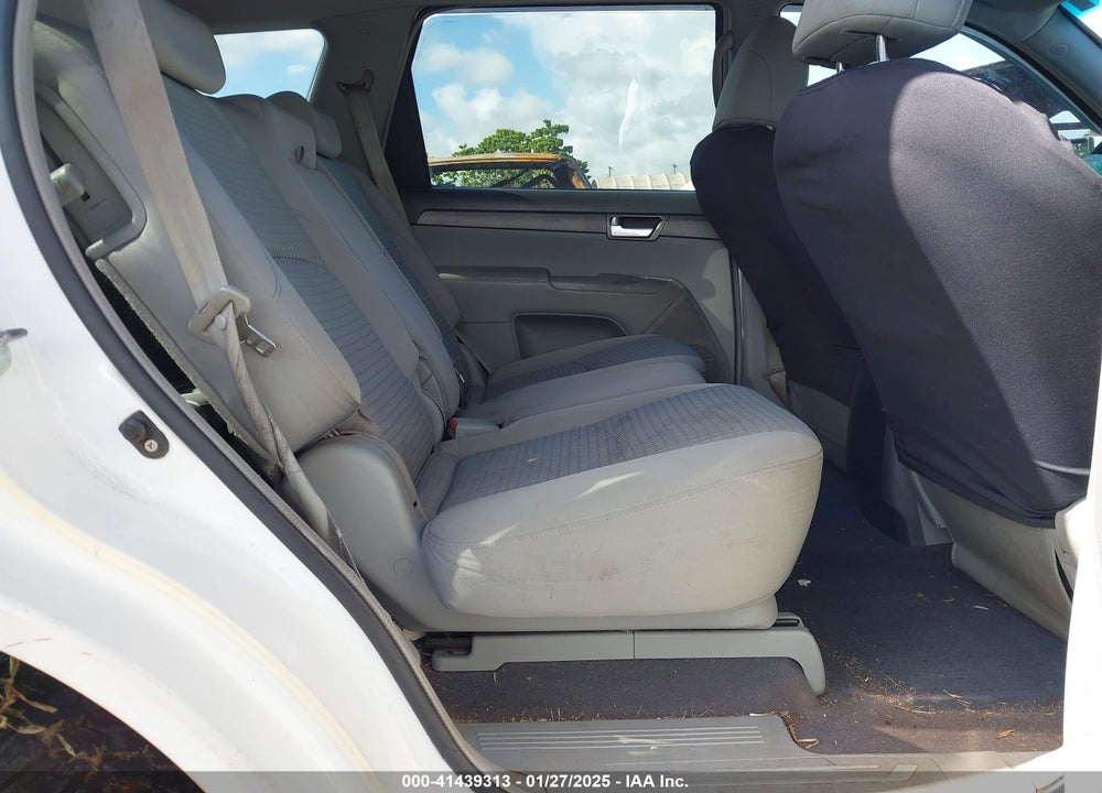 2009 KIA BORREGO LX VIN: KNDJJ741395014195