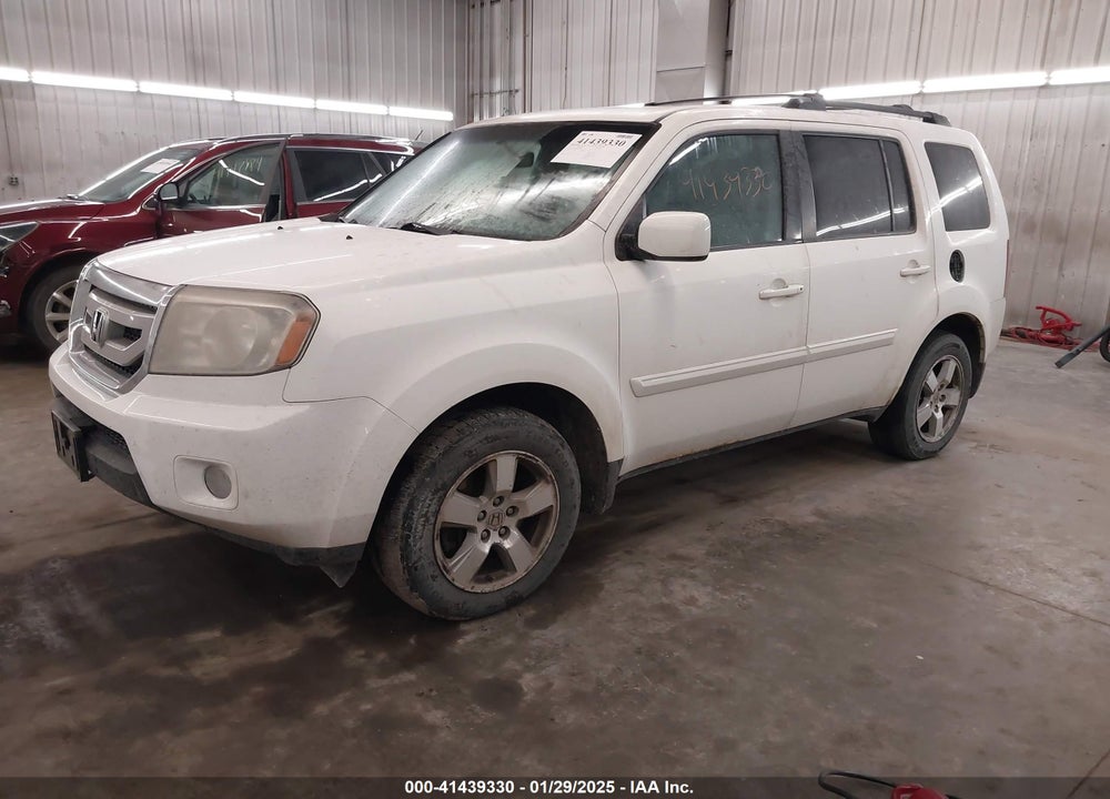 2011 HONDA PILOT EX VIN: 5FNYF4H46BB034738