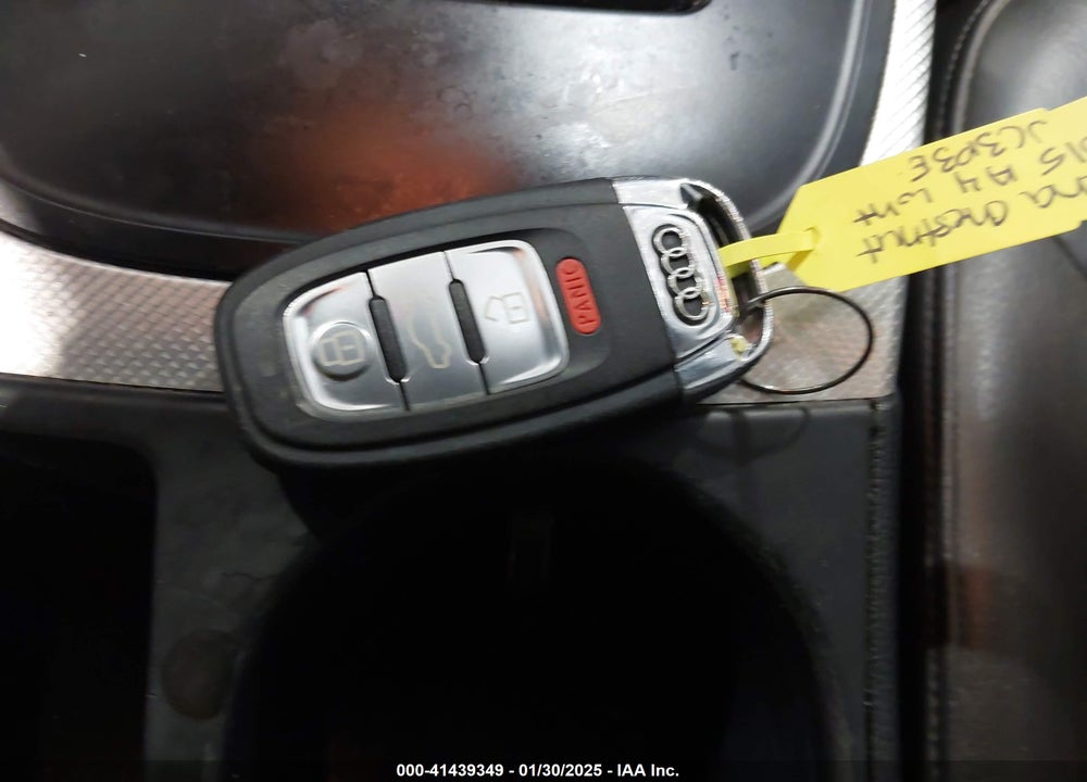 2015 AUDI A4 VIN: WAUBFAFL1FN028283