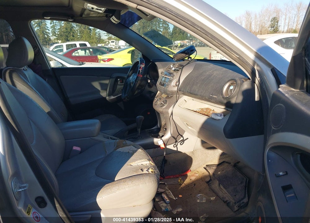 2007 TOYOTA RAV4 LIMITED VIN: JTMZD31V175075956