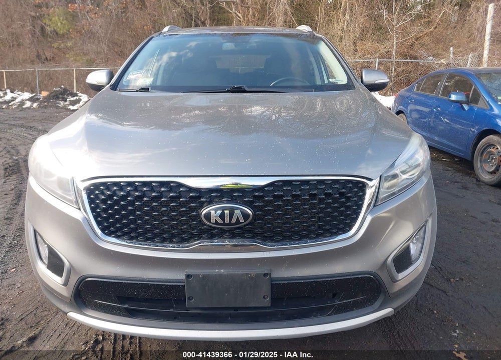 2016 KIA SORENTO 3.3L EX VIN: 5XYPHDA56GG146755