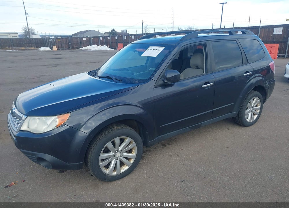 2011 SUBARU FORESTER 2.5X PREMIUM VIN: JF2SHBCC6BH705538