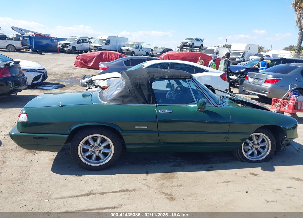 1991 ALFA ROMEO SPIDER VELOCE VIN: ZARBB42N3M6008668