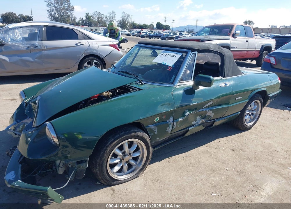 1991 ALFA ROMEO SPIDER VELOCE VIN: ZARBB42N3M6008668
