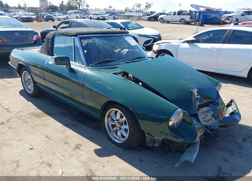 1991 ALFA ROMEO SPIDER VELOCE VIN: ZARBB42N3M6008668