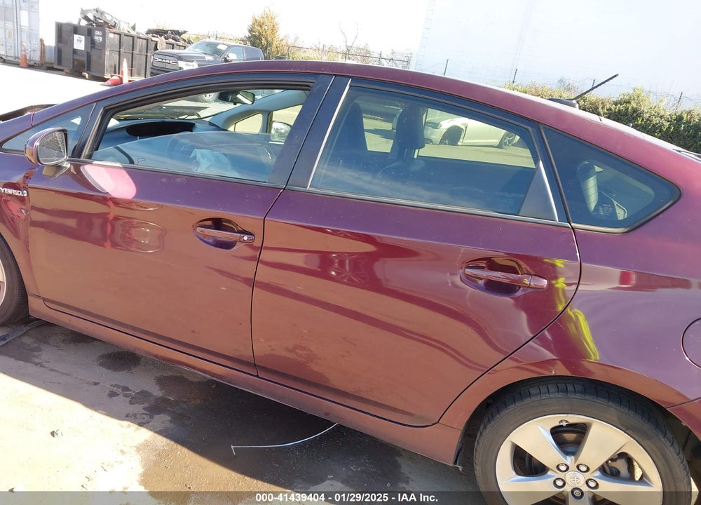 2013 TOYOTA PRIUS VIN: JTDKN3DU6D5572532