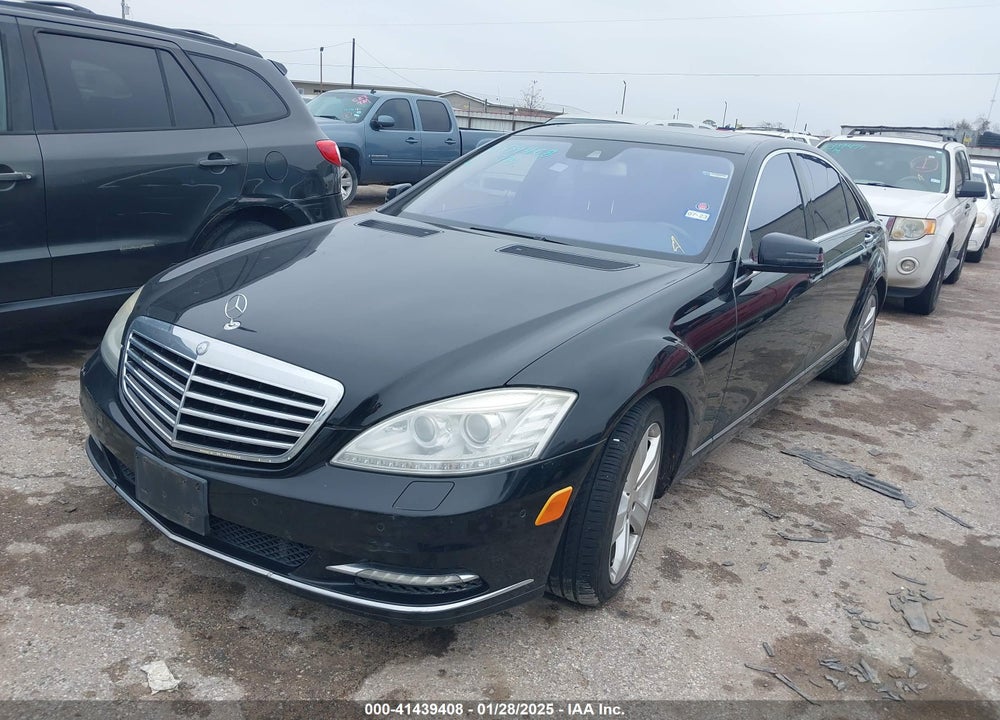 2011 MERCEDES-BENZ S 550 VIN: WDDNG7BB1BA362219