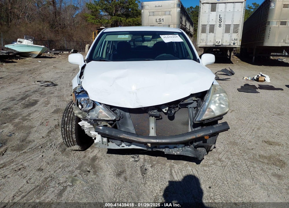 2009 NISSAN VERSA VIN: 3N1BC11E09L397647