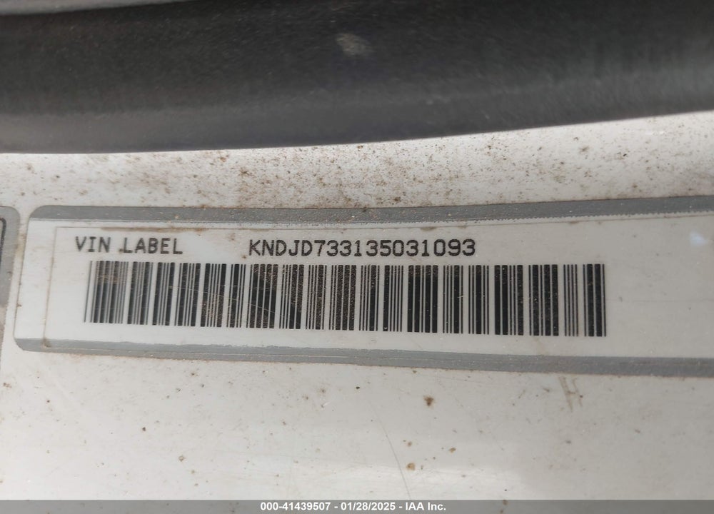 2003 KIA SORENTO EX/LX VIN: KNDJD733135031093