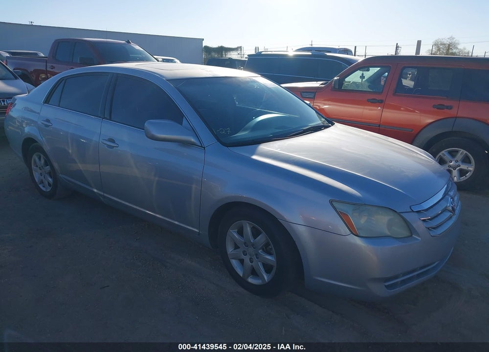 2005 TOYOTA AVALON XL VIN: 4T1BK36B05U027868