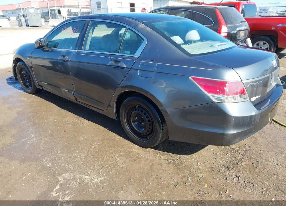 2009 HONDA ACCORD 2.4 LX VIN: 1HGCP26389A129666