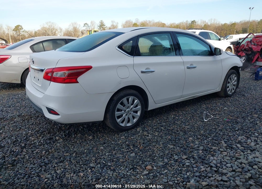 2016 NISSAN SENTRA VIN: 3N1AB7AP9GY320469