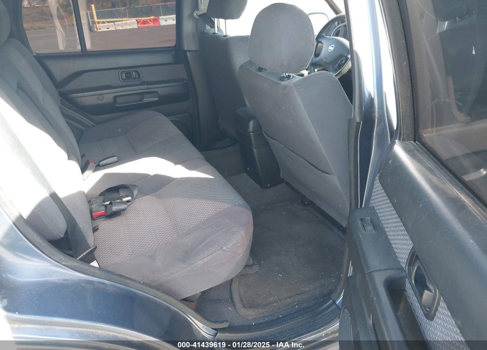 2002 NISSAN PATHFINDER SE VIN: JN8DR09X52W664483