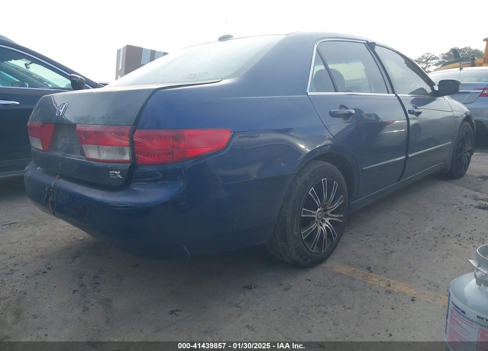2005 HONDA ACCORD 2.4 EX VIN: 1HGCM56825A069951