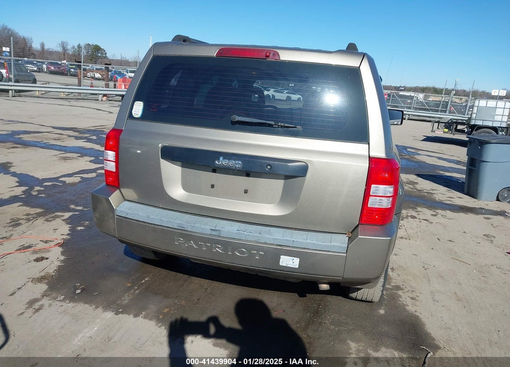 2008 JEEP PATRIOT SPORT VIN: 1J8FT28098D705376