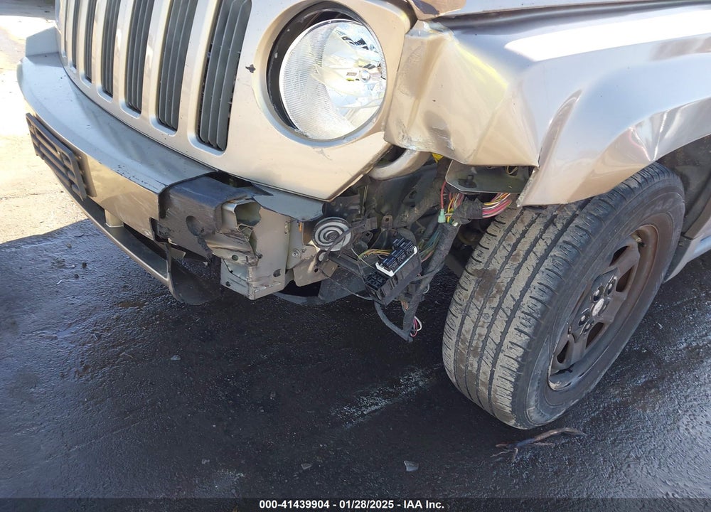 2008 JEEP PATRIOT SPORT VIN: 1J8FT28098D705376